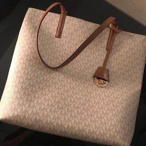 Michael Kors Hayley